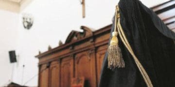 1507873301814.jpg molesto studentessa sul bus prete condannato