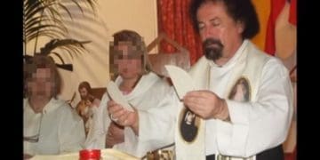1512119695105.jpg catania cospargeva i ragazzini con l olio santo e poi li violentava arrestato padre pio guidolin