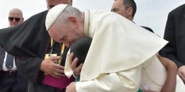 papa francesco bambino peru lapresse 2018 thumb660x453 1