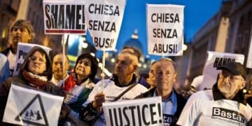roma corteo preti pedofili