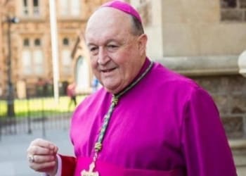 0004F8EF il pugno duro di bergoglio sulla pedofilia