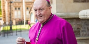 0004F8EF il pugno duro di bergoglio sulla pedofilia