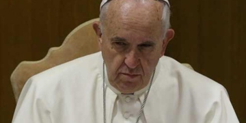 1495865177022.jpg il papa a genova si incontra con gli imam