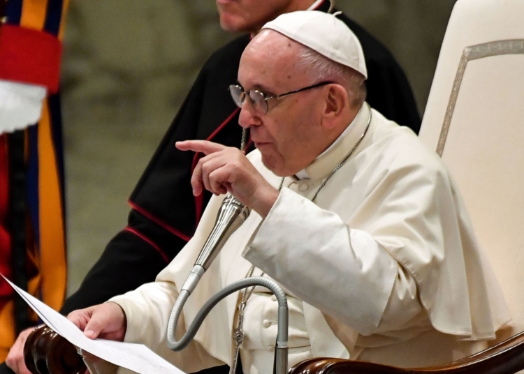 Pedofilia, Papa Francesco vara un motu proprio. Obbligo di denuncia per chi sa di abusi su minori e perseguibilità d'ufficio 2 papa