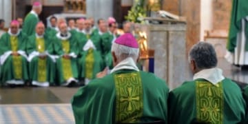 les eveques de france reunis a lourdes le 5 novembre 2019 6230112