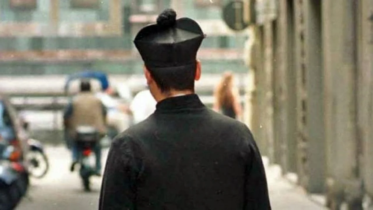 pretesacerdote 1280x720 1