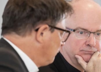 l il vescovo sapeva degli abusi kevx