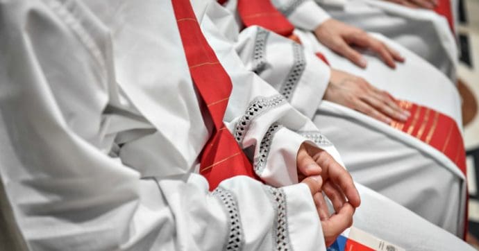 Foto  LaPresse/ Claudio Furlan
08 Giugno 2019 Milano, ItaliacronacaOrdinazione di nuovi 15 sacerdoti in Piazza Duomonella foto: un momento delle celebrazioni