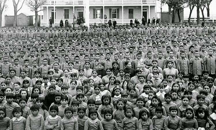 Dai crimini della Chiesa contro i bambini Métis e Inuit in Canada (almeno 4mila sono morti) a quelli commessi sui bimbi degli Ebrei anche a Roma 1 05 1