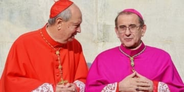 larcivescovo di milano scherza con cantoni il papa ha scelto te perche ha dca5508c 2951 11ed 8165 024fed2f3e03 1920 1080 v3 xl 16 9