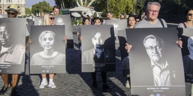 Spagna, il clero cede sugli abusi