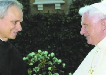 La lettera segreta e inedita di Prevost scritta a Benedetto XVI nel giorno della rinuncia: “Grazie per il suo coraggio”